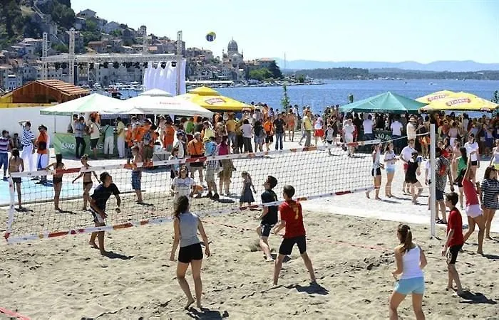 Daenerys * شيبينيك